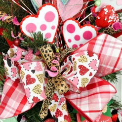 Felt Polkadot Heart Spray, 24.5